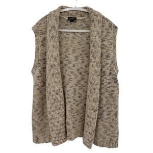 3/15  Erika Kirsten sleeveless knit cardigan